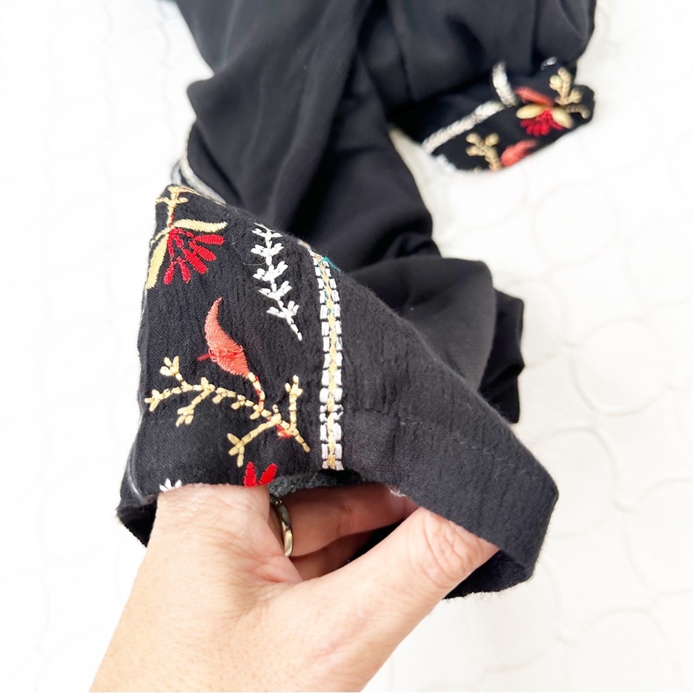 Raga Black Embroidered Gauze Casual Boho pants XS - Picture 2 of 2